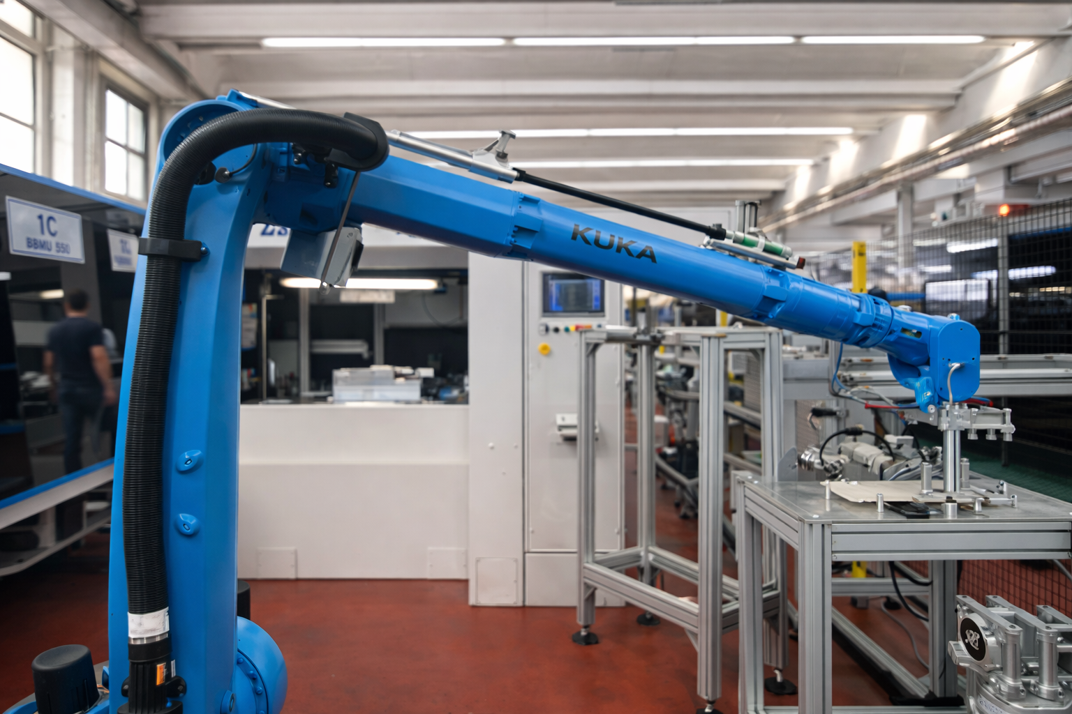 Machine d'injection plastique